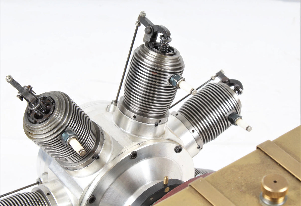 Seven cylinder Monosoupape rotary engine