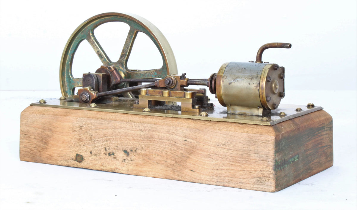 Small brass horizontal engine