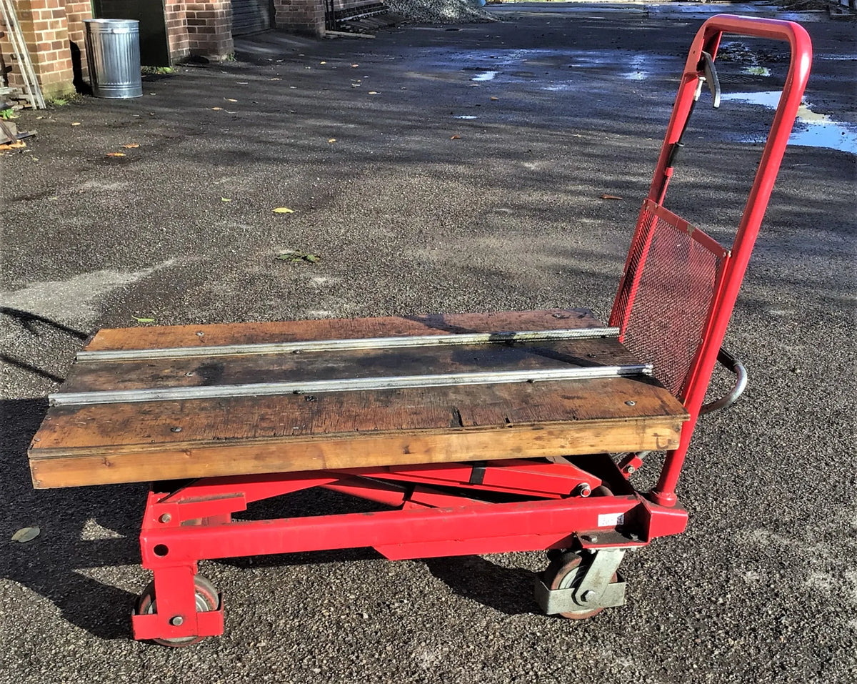 300kg hydraulic lift trolley with 7 1/4 inch gauge rails
