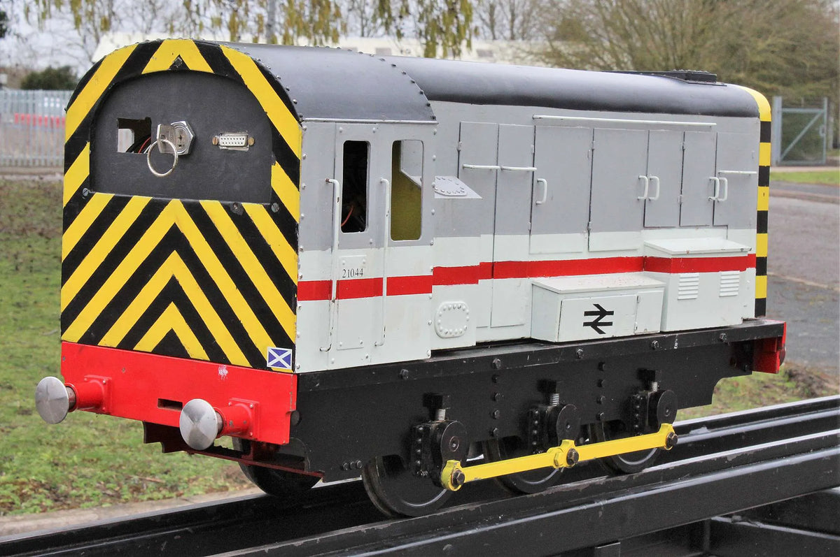 5 inch gauge Class 08 battery electric