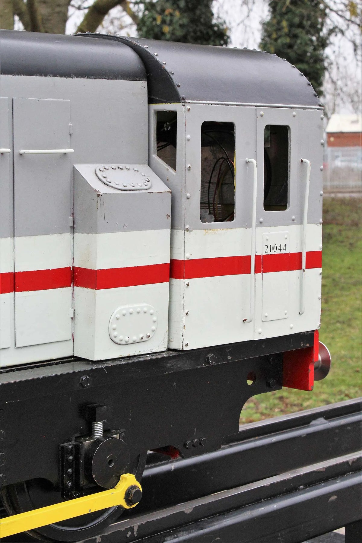 5 inch gauge Class 08 battery electric