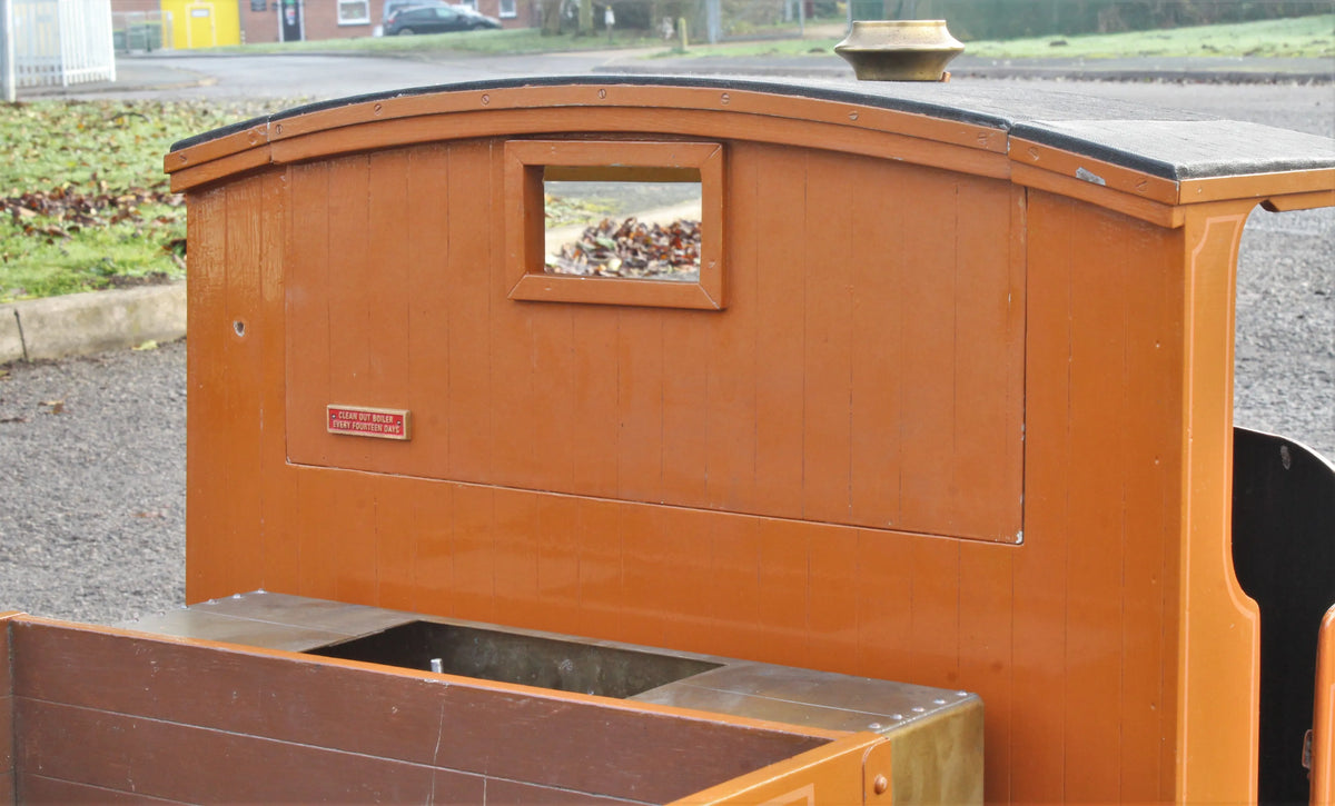 3 inch scale Clayton undertype steam wagon with living van