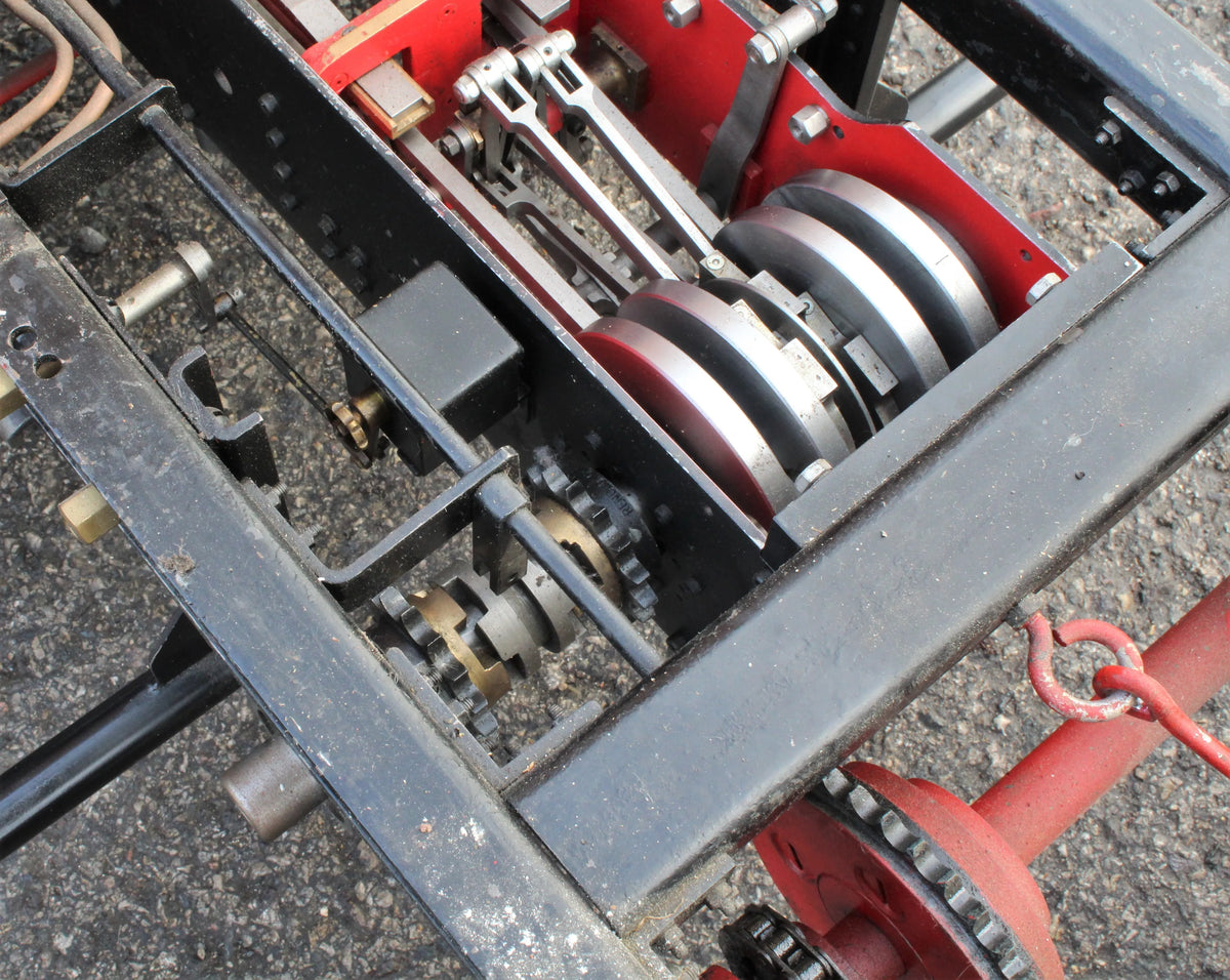 3 inch scale Clayton undertype steam wagon with living van