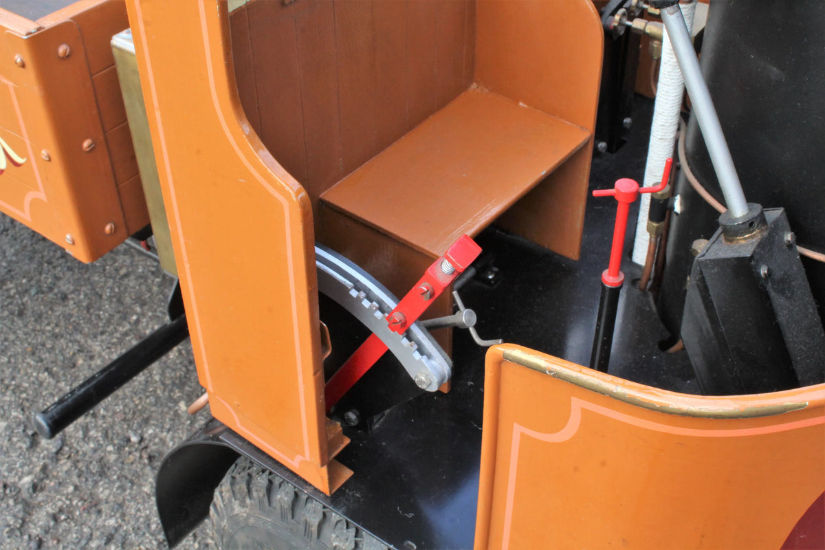 3 inch scale Clayton undertype steam wagon with living van