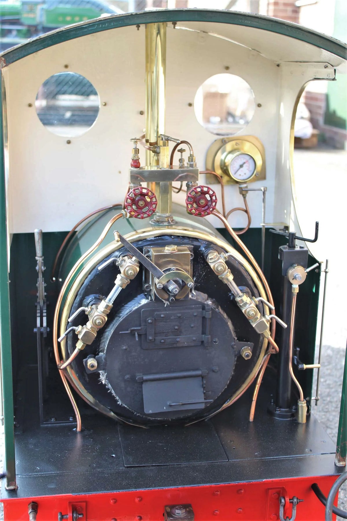 7 1/4 inch gauge "Sweet William" 0-4-0ST with tender