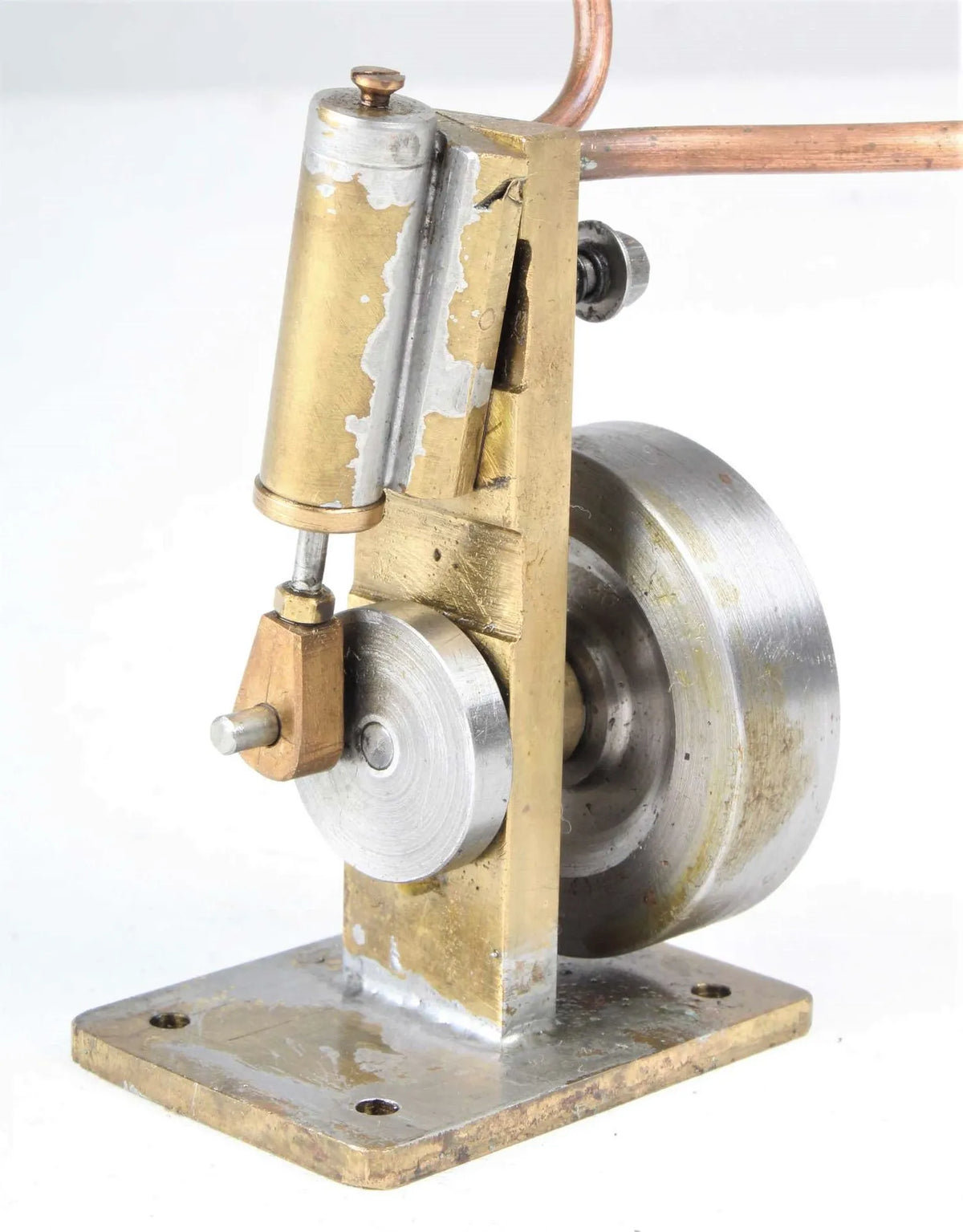 Small oscillating engine