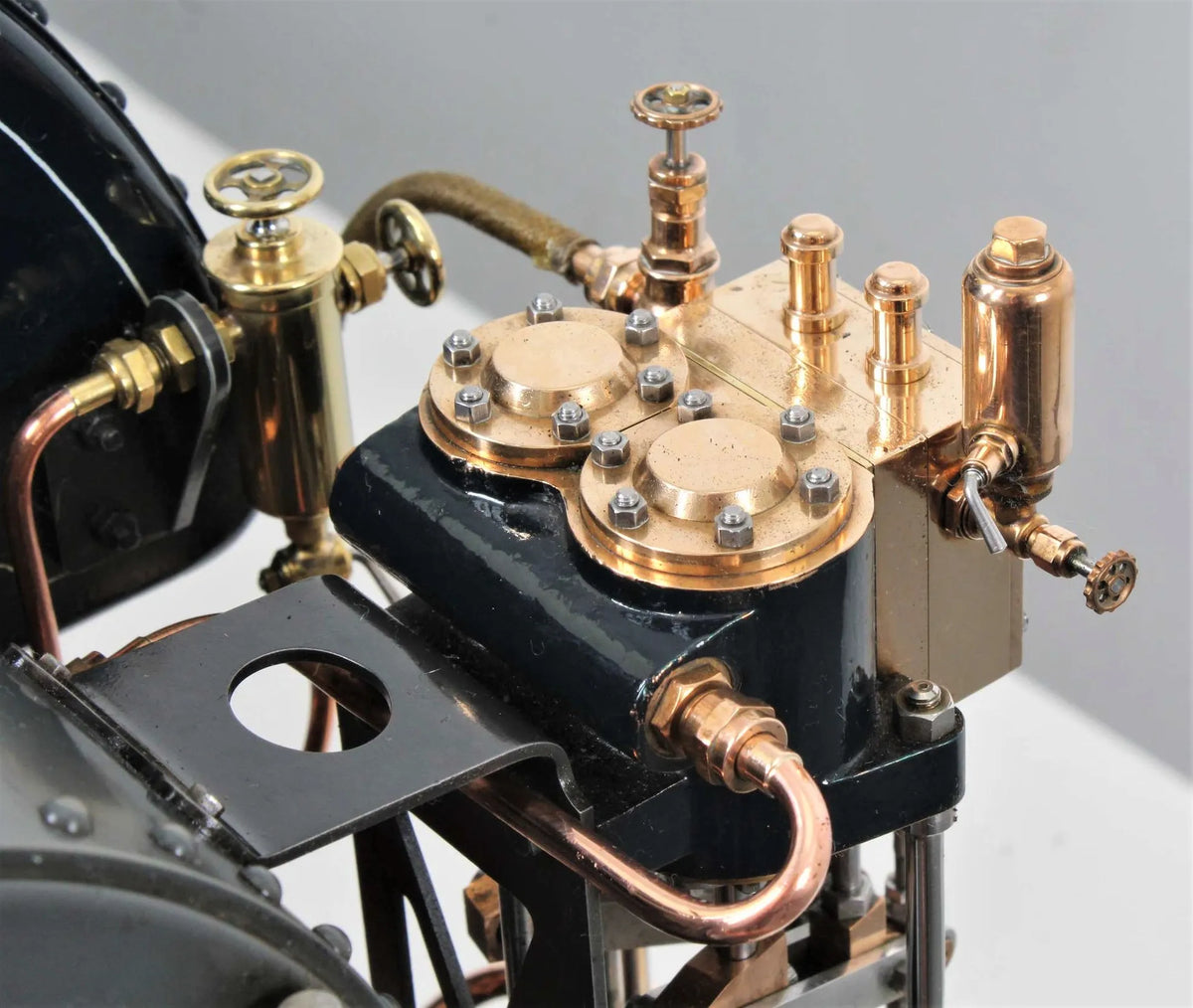 5 inch gauge "Sweet Pea" 0-4-2ST with tender