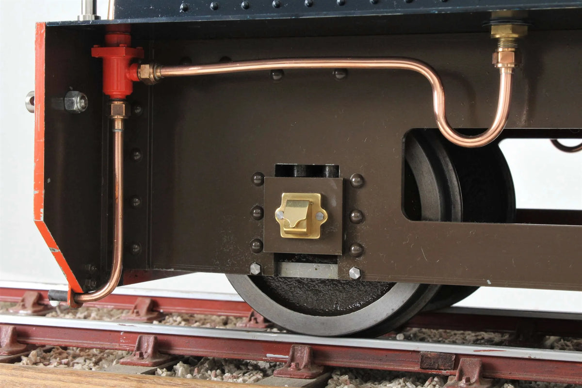 5 inch gauge "Sweet Pea" 0-4-2ST with tender