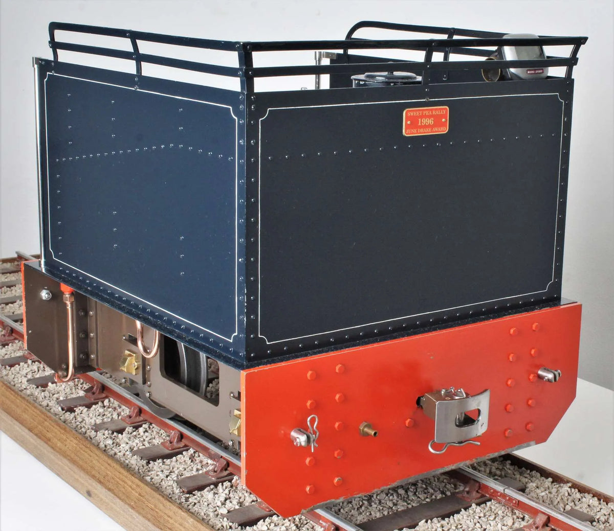 5 inch gauge "Sweet Pea" 0-4-2ST with tender