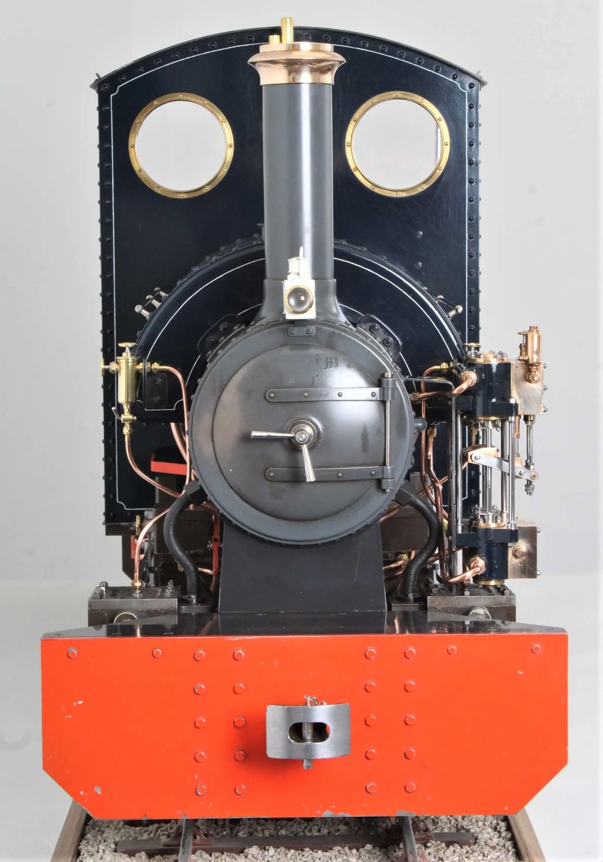 5 inch gauge "Sweet Pea" 0-4-2ST with tender