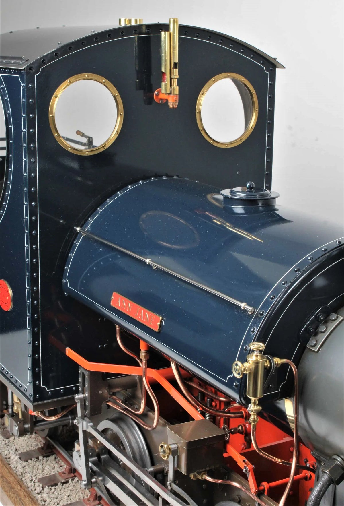 5 inch gauge "Sweet Pea" 0-4-2ST with tender