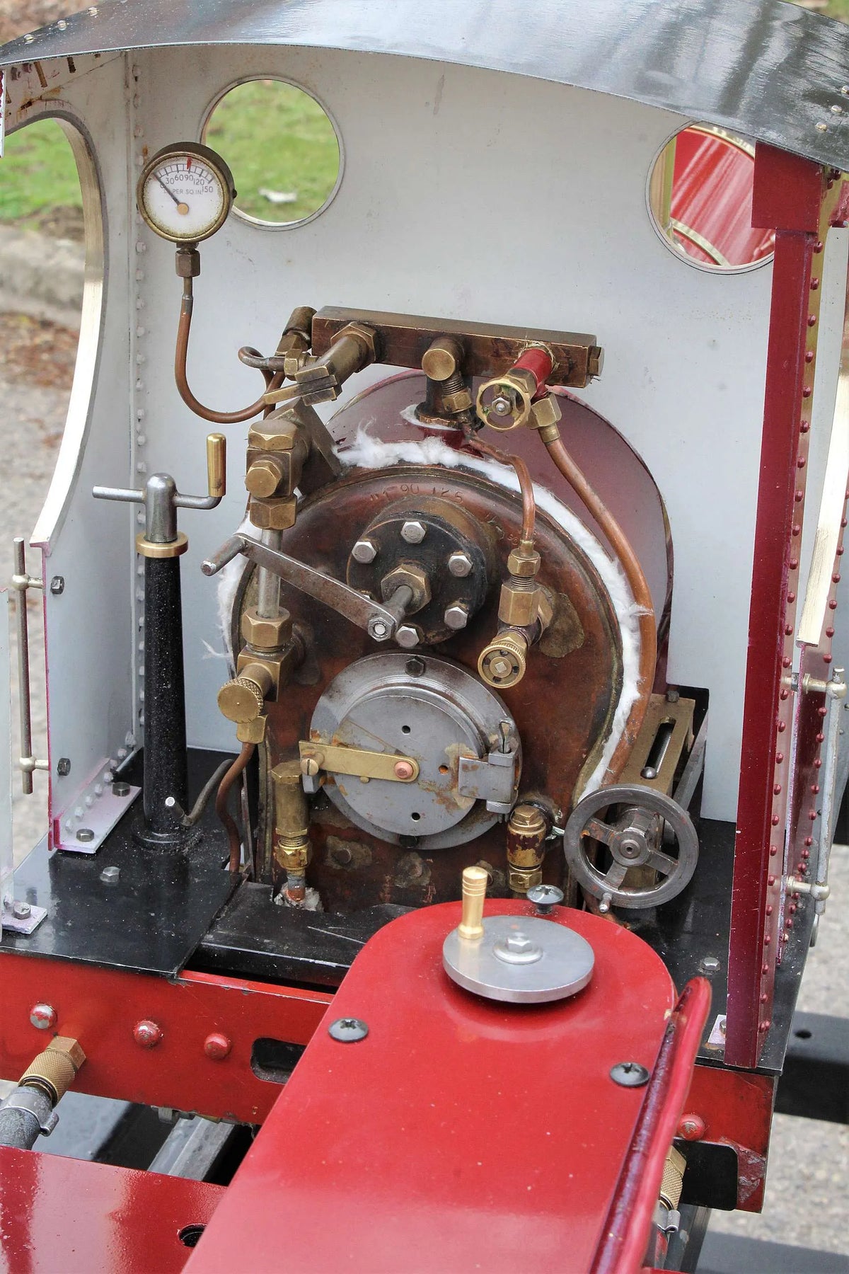 5 inch gauge Polly II 0-4-0 with tender