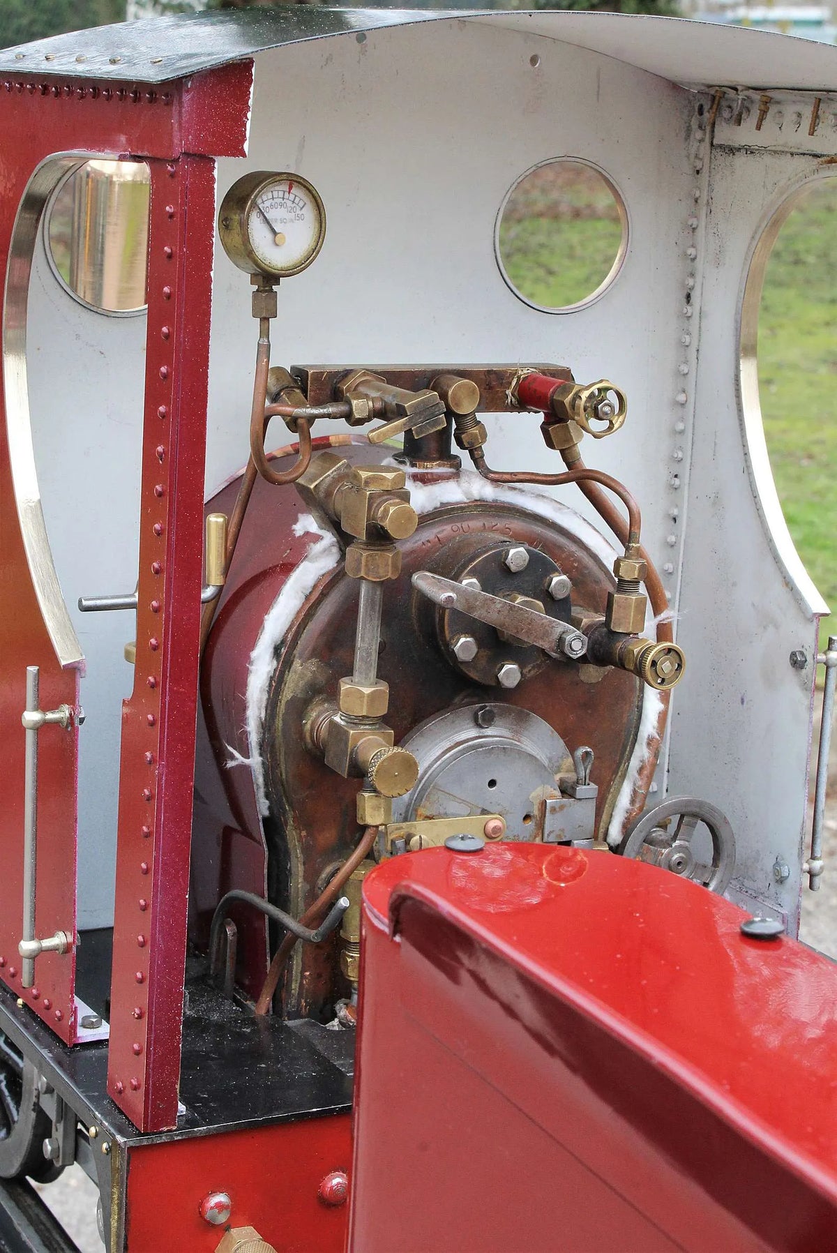 5 inch gauge Polly II 0-4-0 with tender