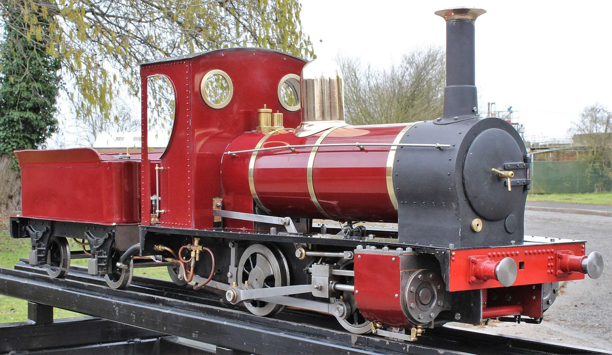 5 inch gauge Polly II 0-4-0 with tender