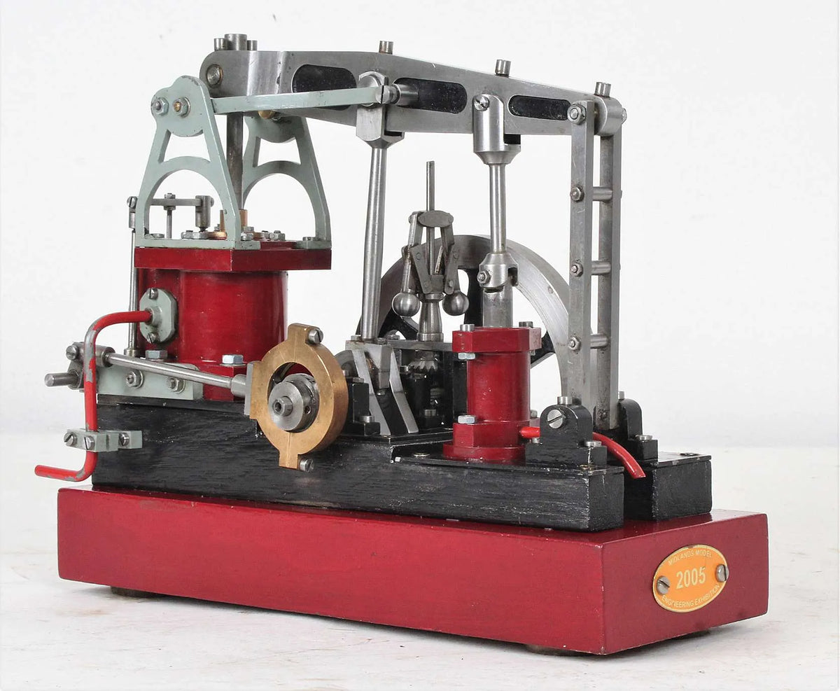 Small half beam engine