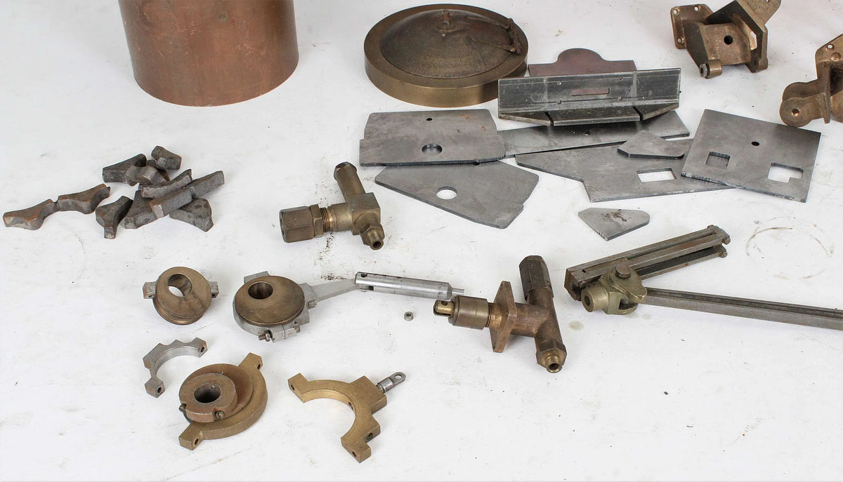 3 1/2 inch gauge Britannia chassis with parts & castings