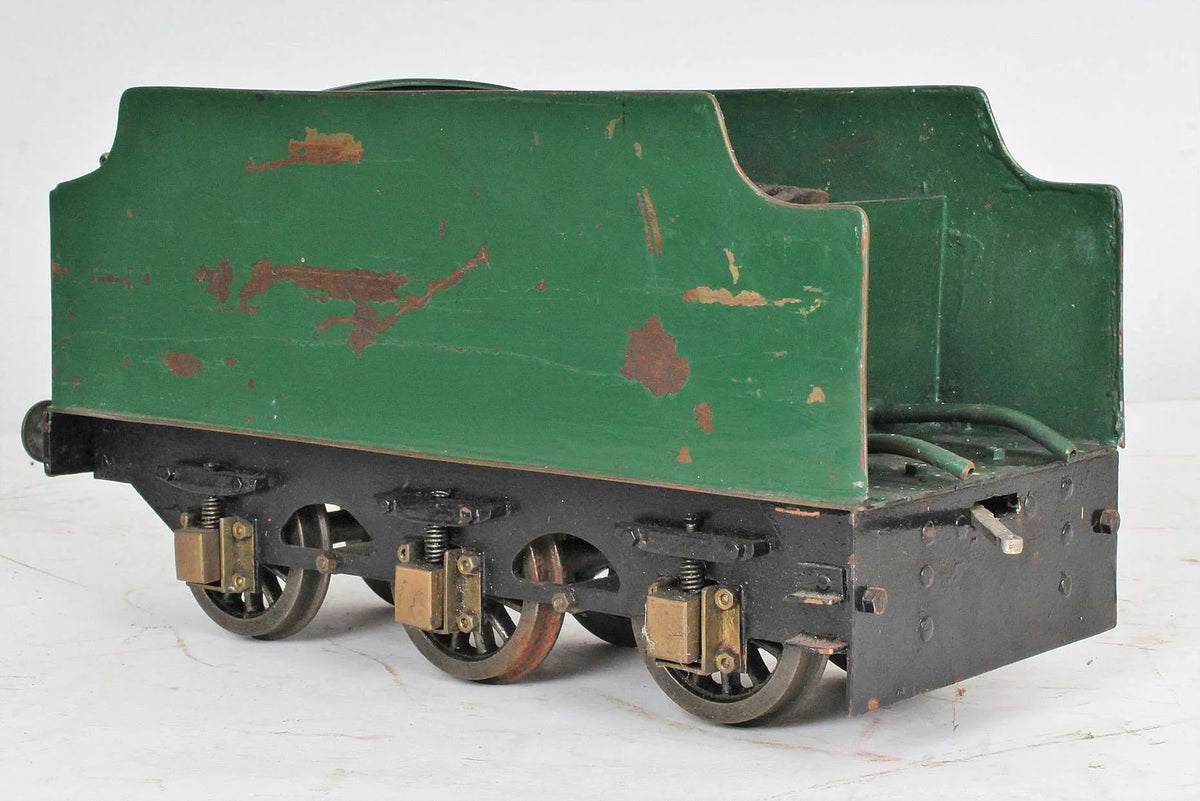 2 1/2 inch gauge V2 Green Arrow chassis/tender