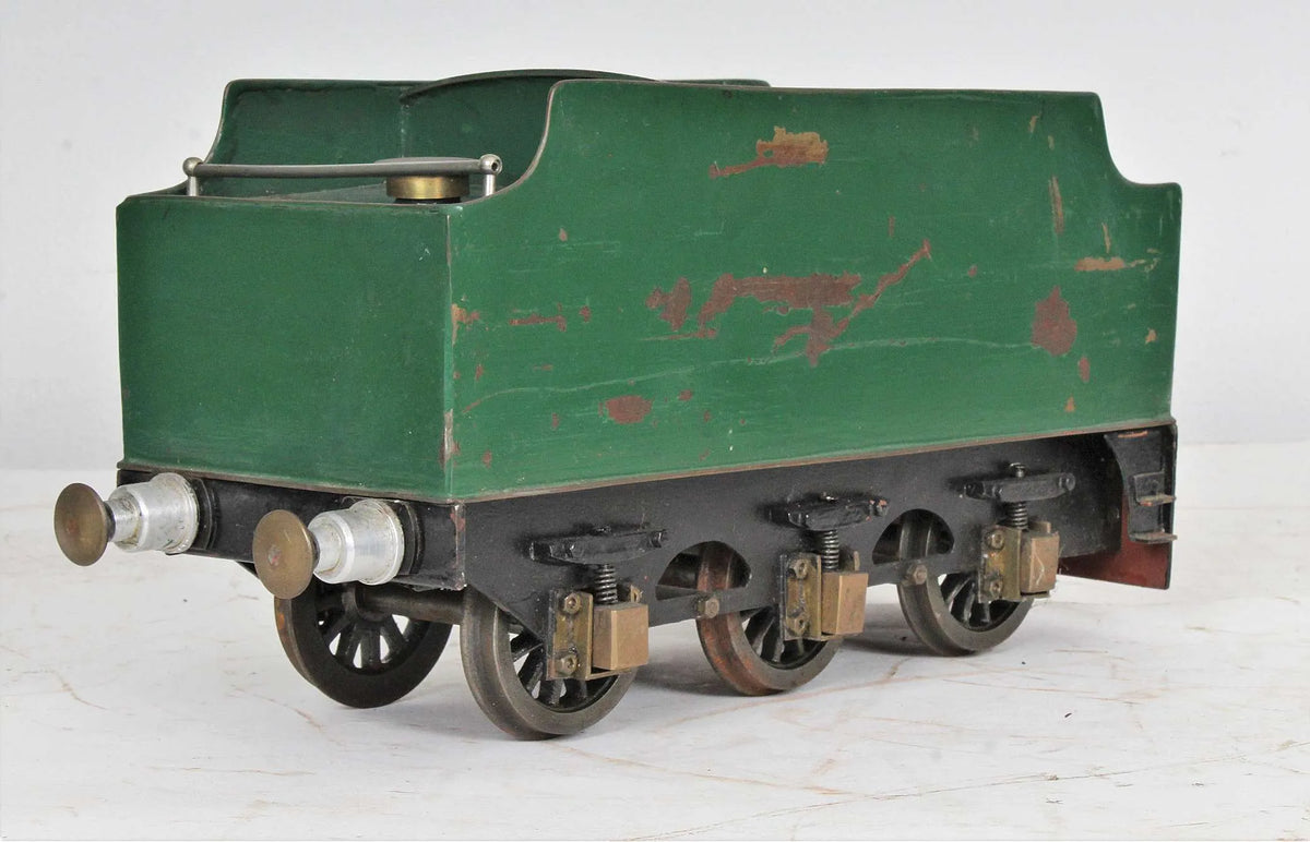 2 1/2 inch gauge V2 Green Arrow chassis/tender