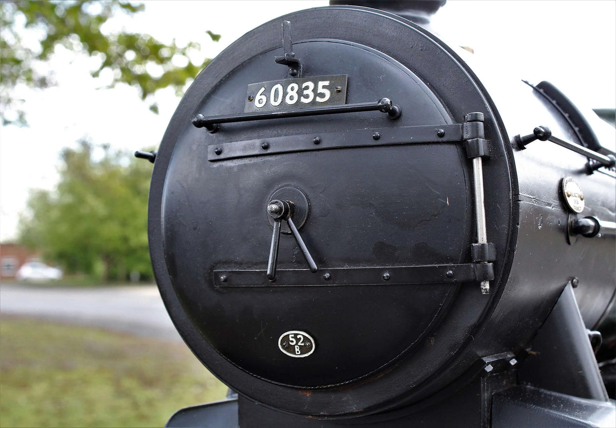 5 inch gauge LNER V2 "The Green Howard"
