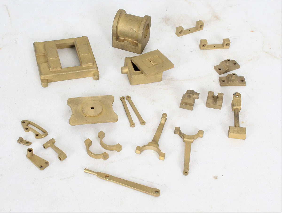 Maxwell Hemmens vertical engine with reversing gear