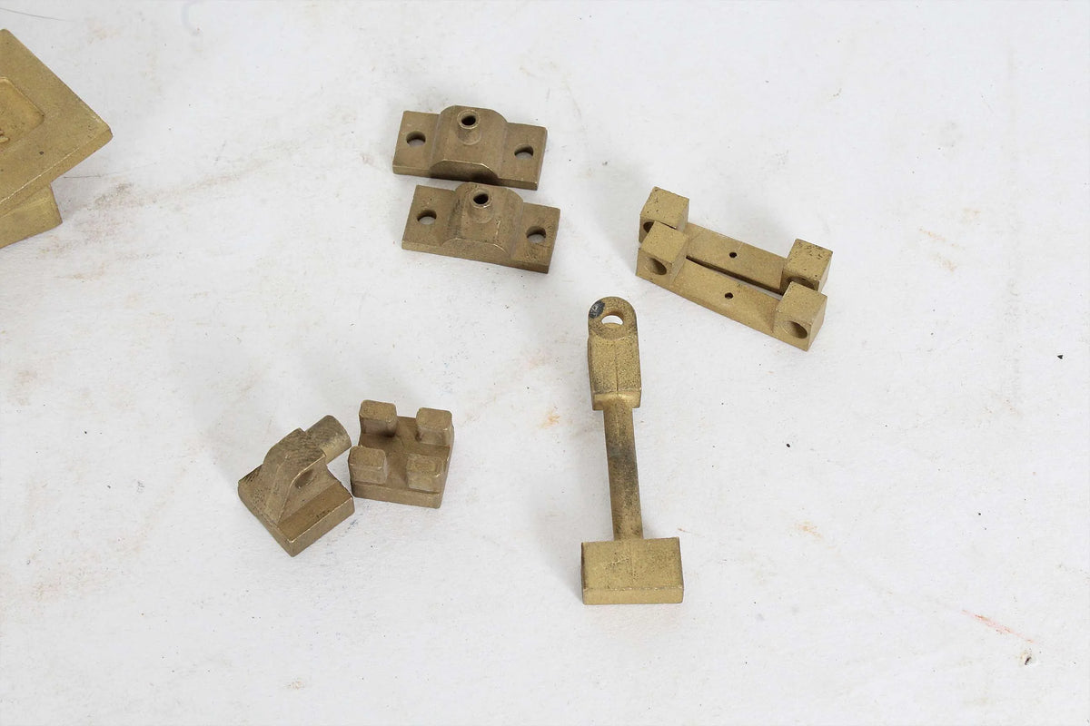 Maxwell Hemmens vertical engine with reversing gear