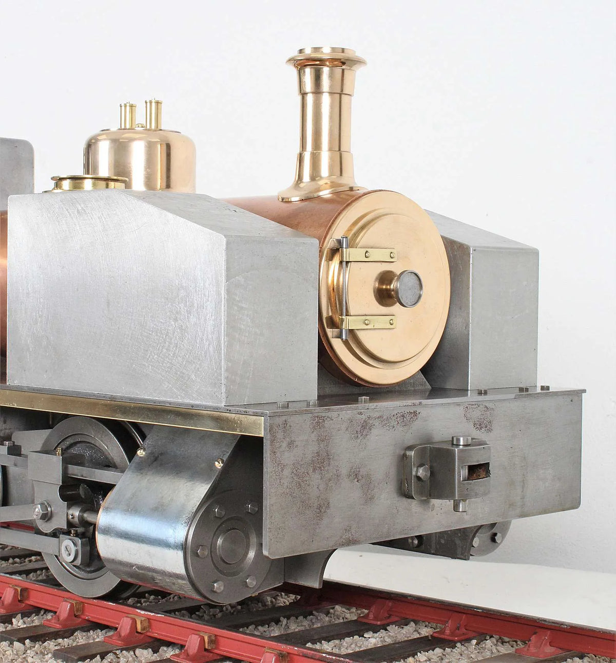 5 inch gauge Andrew Barclay 0-4-0T "Dougal"