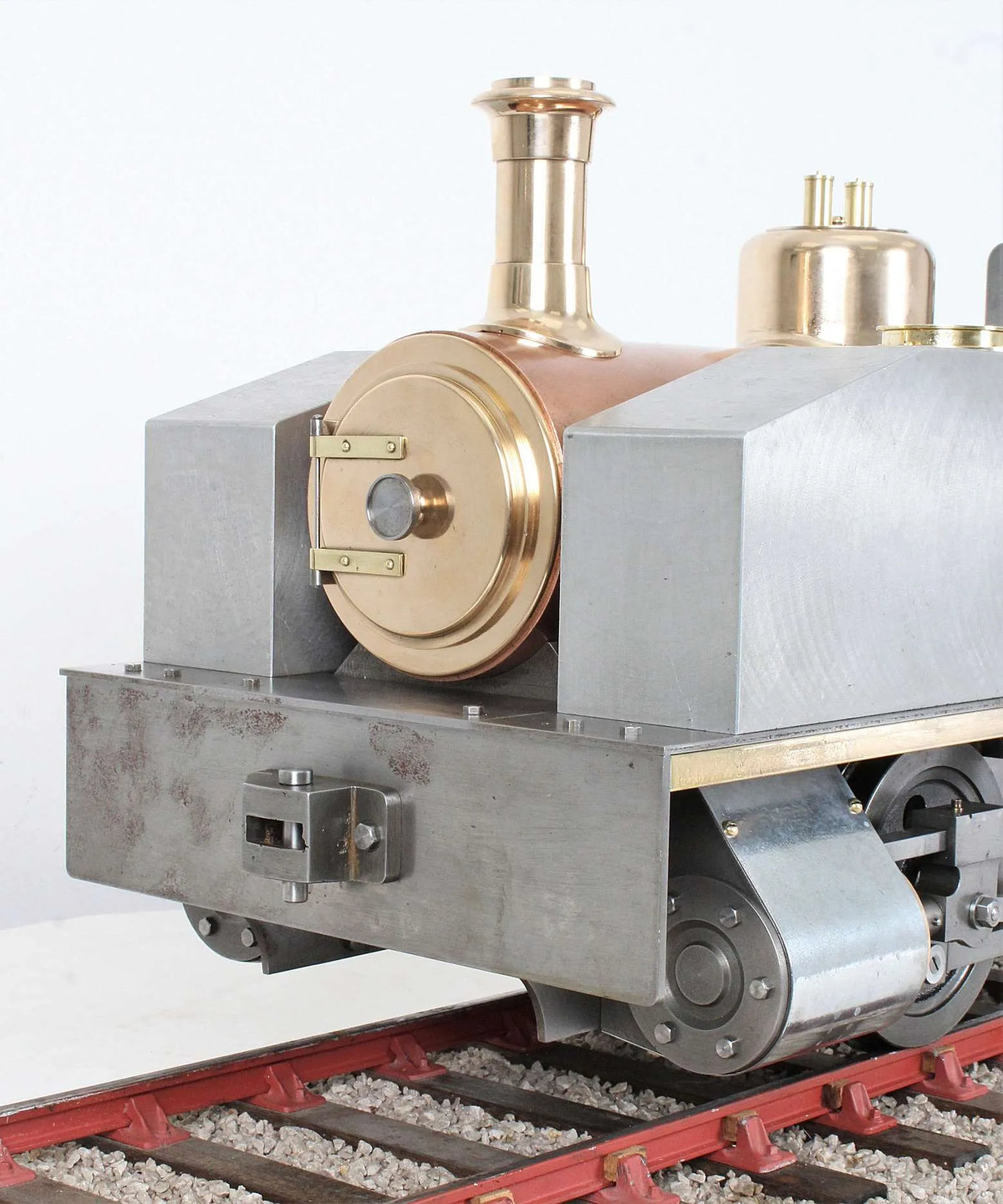 5 inch gauge Andrew Barclay 0-4-0T "Dougal"