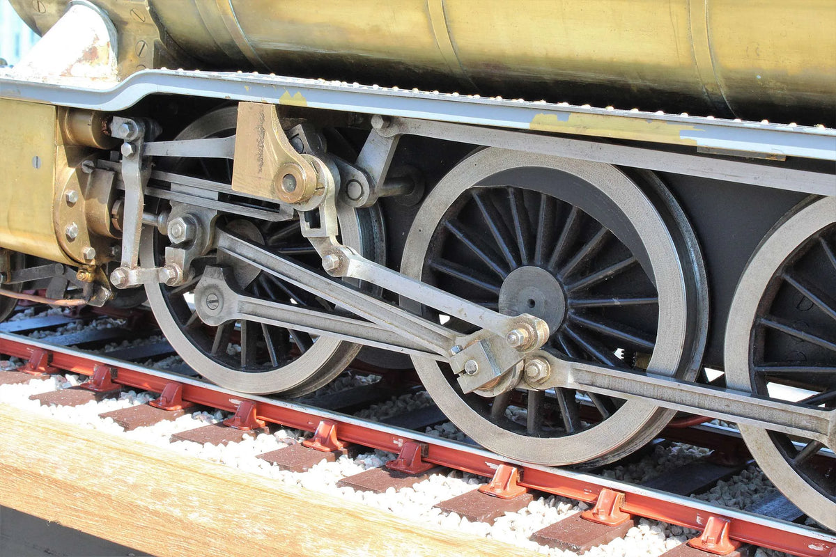 3 1/2 inch gauge LNER V4 2-6-2 "Bantam Cock"