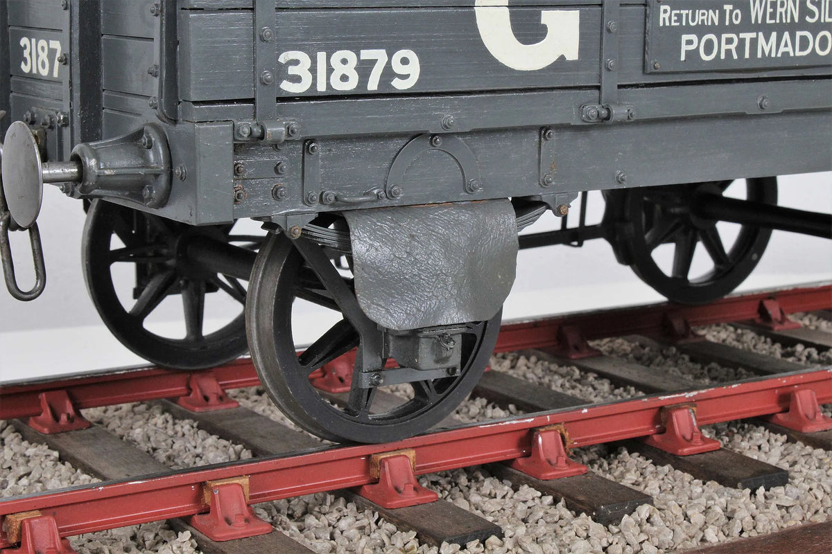 5 inch gauge GWR 2 plank wagon