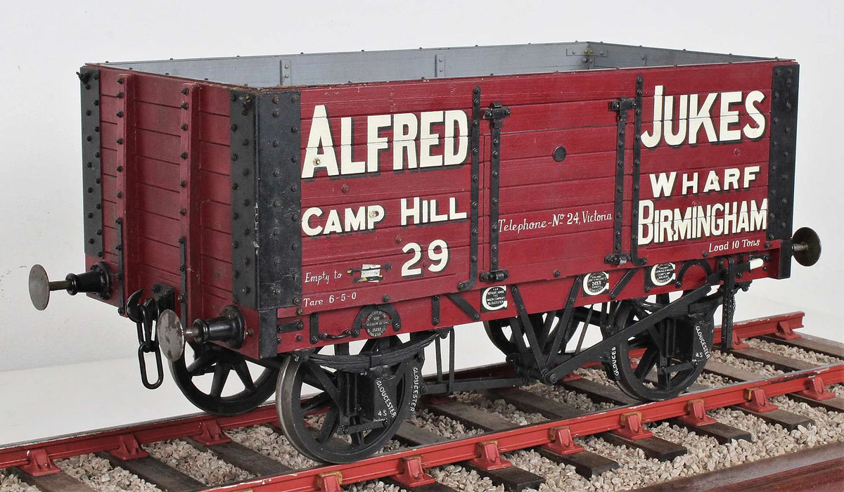 5 inch gauge private owner wagon "Alfred Jukes"