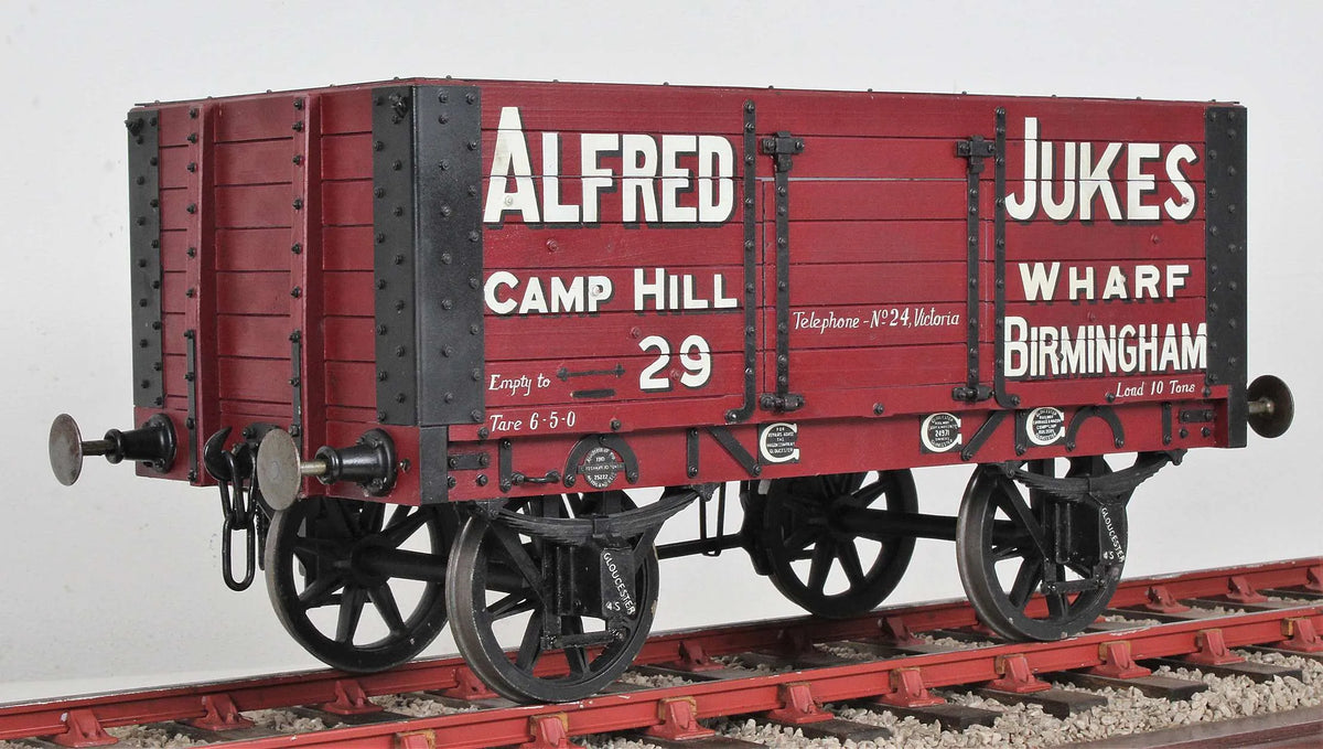 5 inch gauge private owner wagon "Alfred Jukes"
