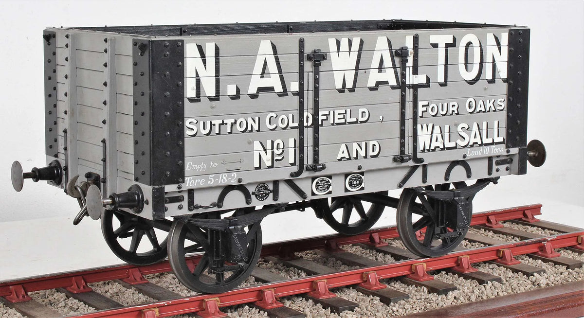 5 inch gauge private owner wagon "N.A.Walton"