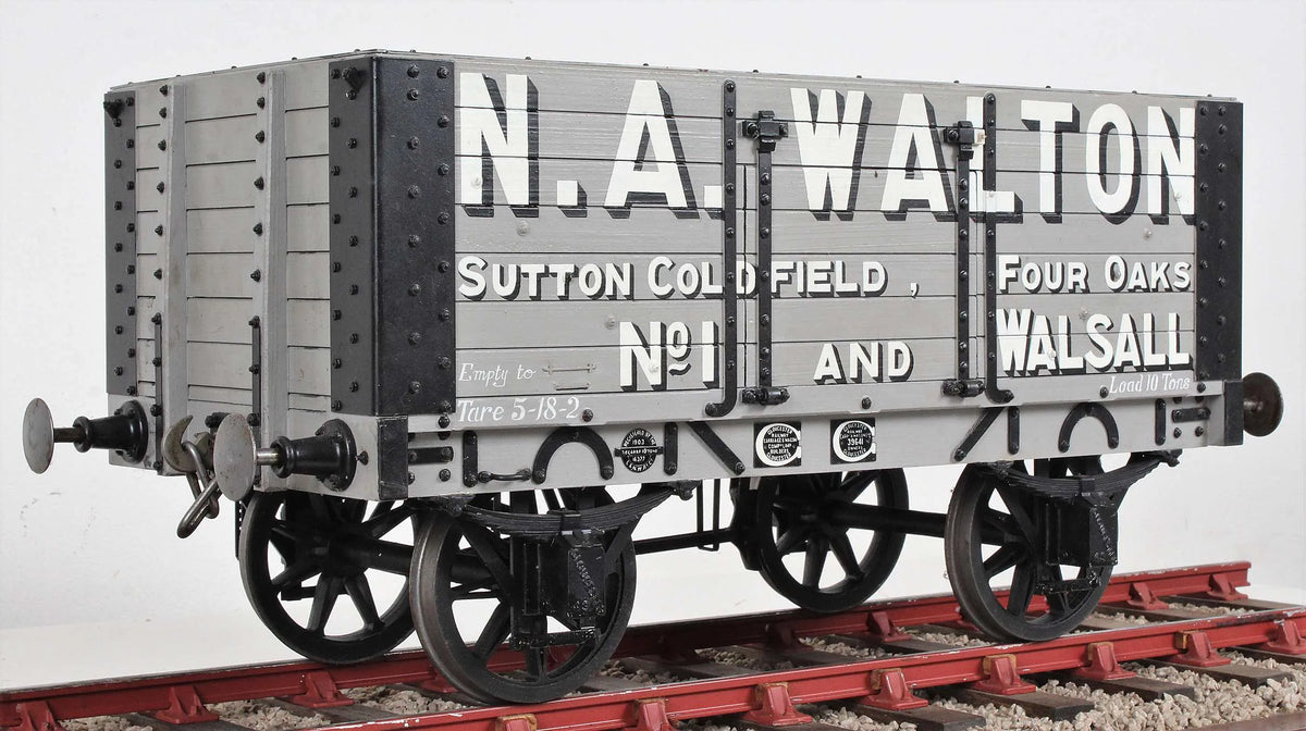 5 inch gauge private owner wagon "N.A.Walton"