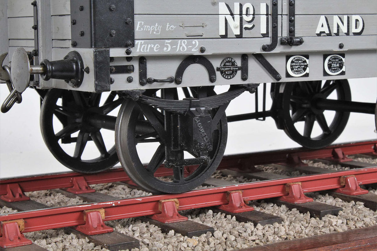 5 inch gauge private owner wagon "N.A.Walton"