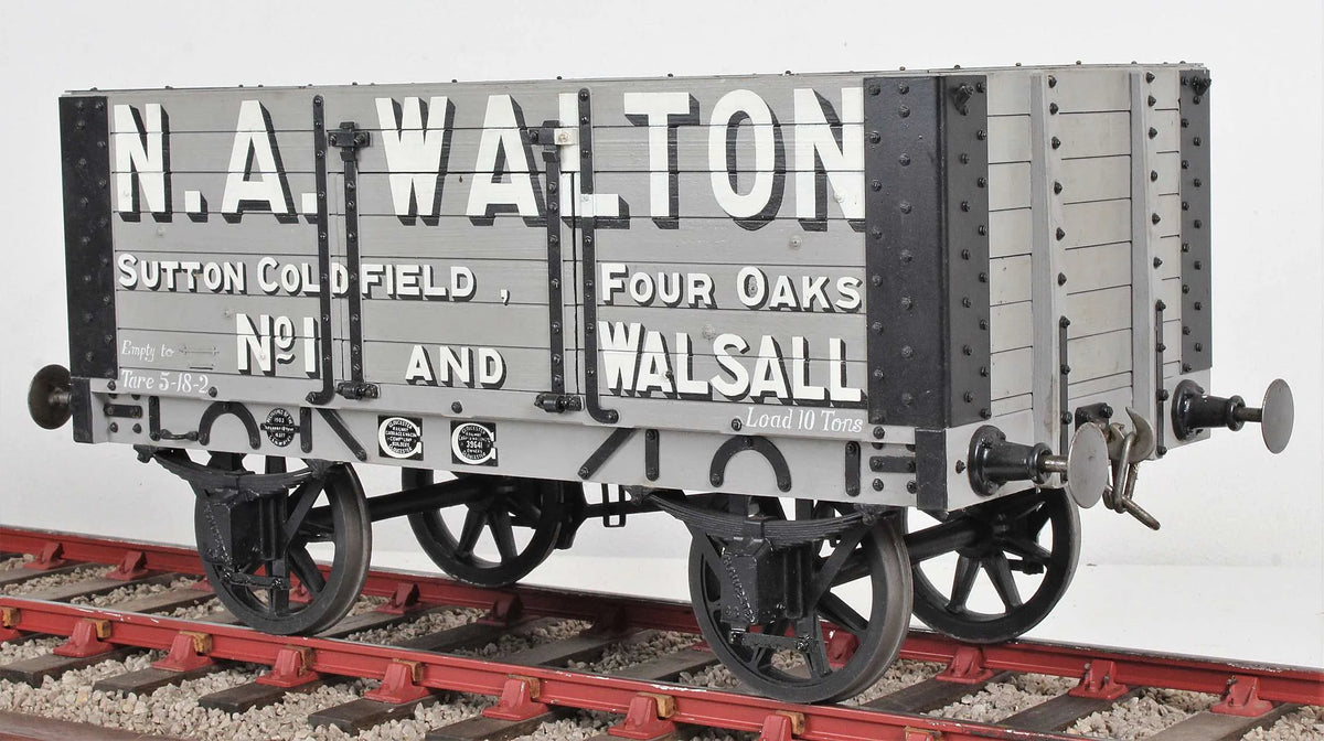 5 inch gauge private owner wagon "N.A.Walton"