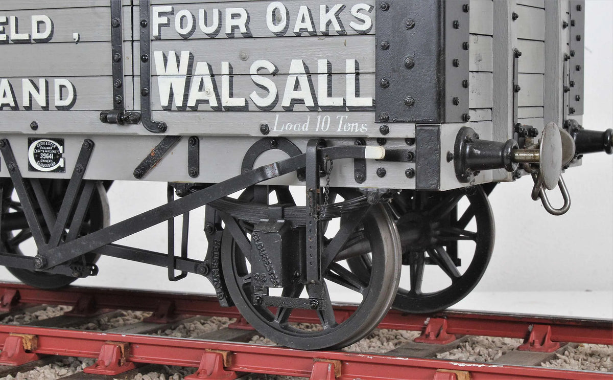 5 inch gauge private owner wagon "N.A.Walton"