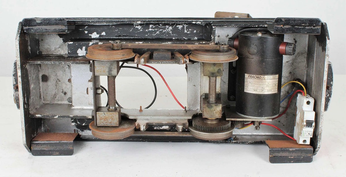 5 inch gauge Maxitrak "Simplicity II" 0-4-0 battery electric