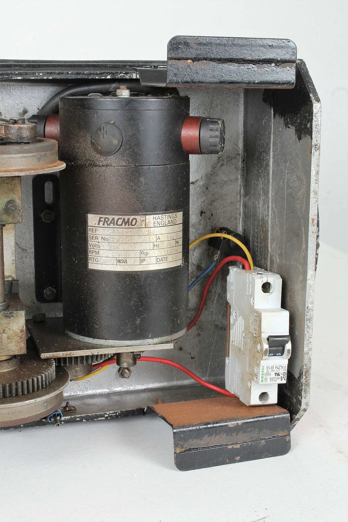 5 inch gauge Maxitrak "Simplicity II" 0-4-0 battery electric