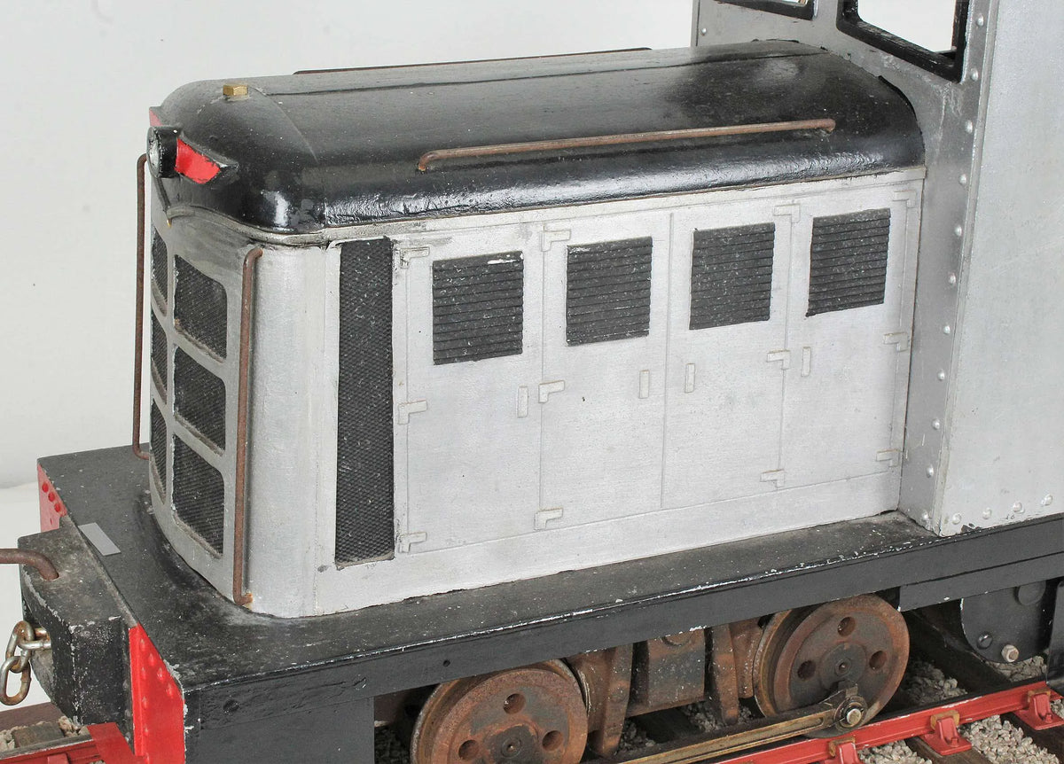 5 inch gauge Maxitrak "Simplicity II" 0-4-0 battery electric