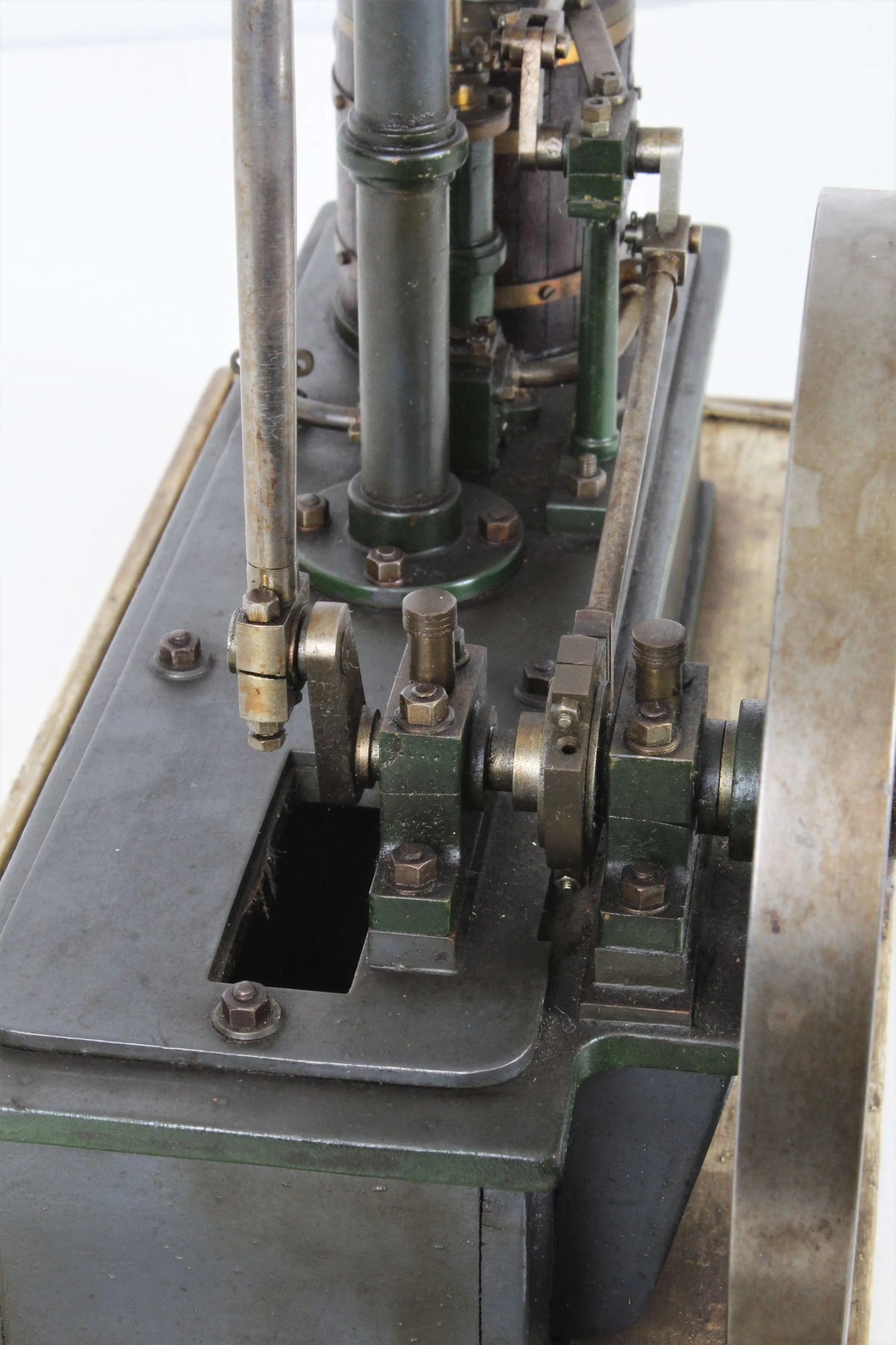 Model 19th century beam engine