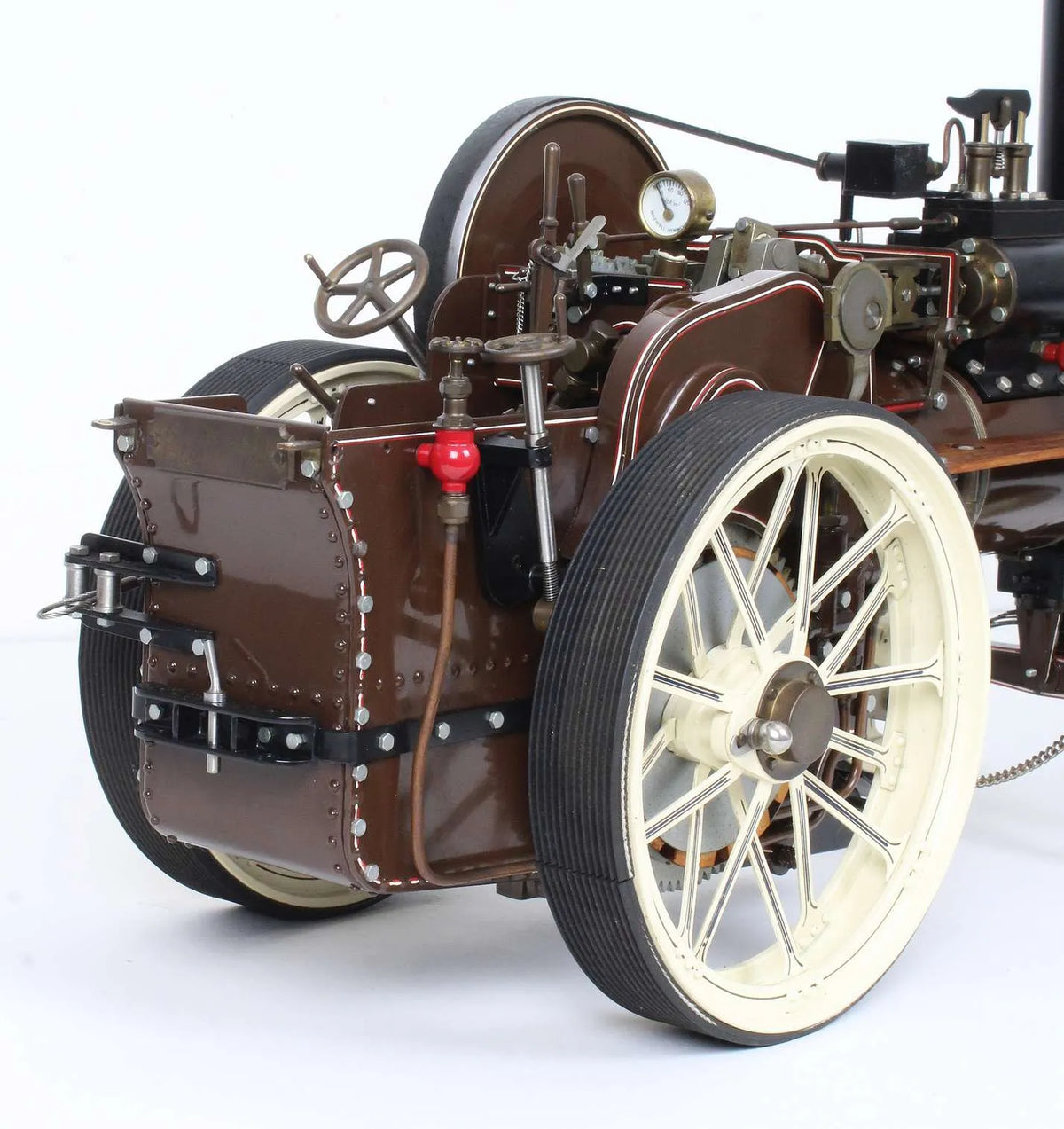 1 inch scale Maxwell Hemmens Showmans tractor