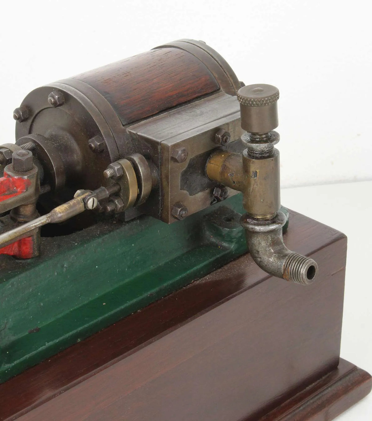 Vintage horizontal mill engine