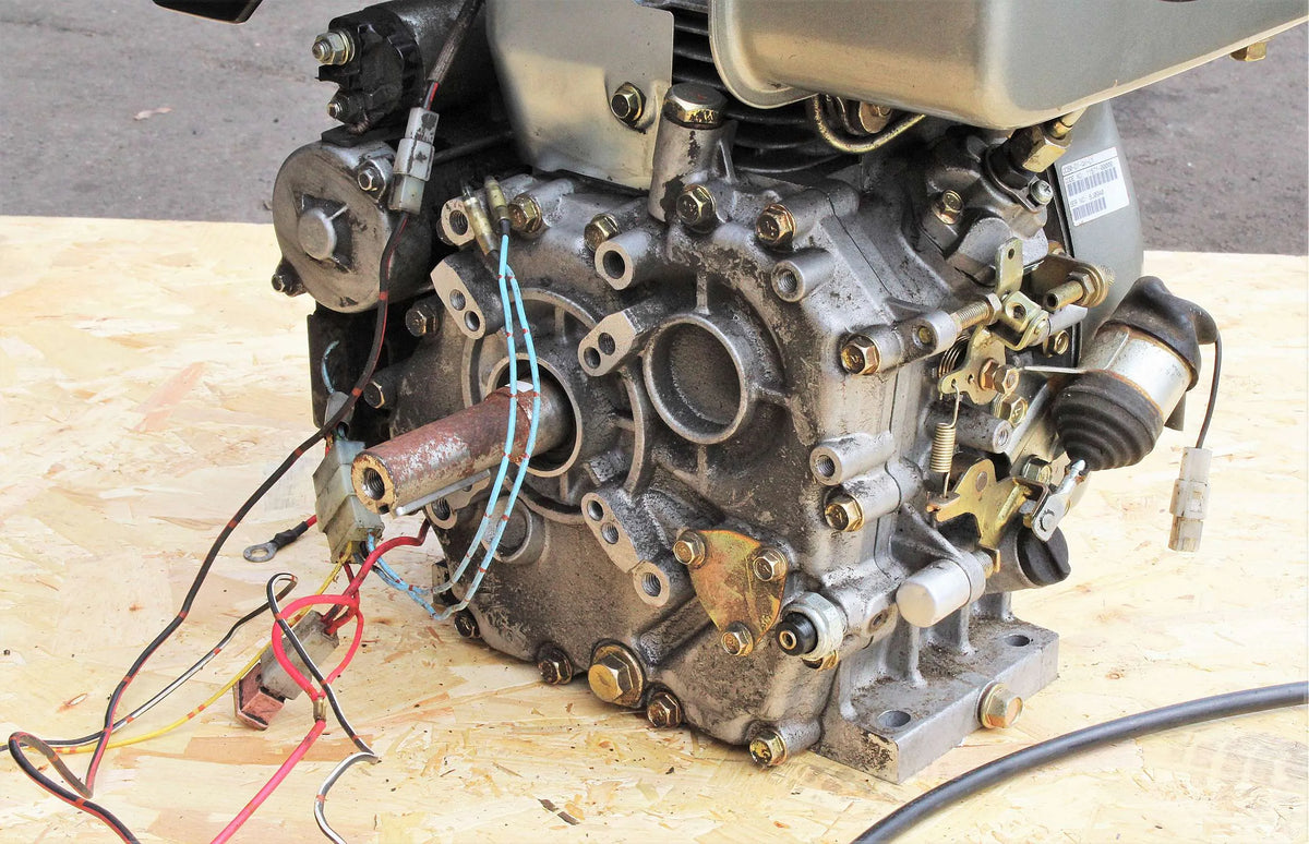 Single cylinder diesel engine