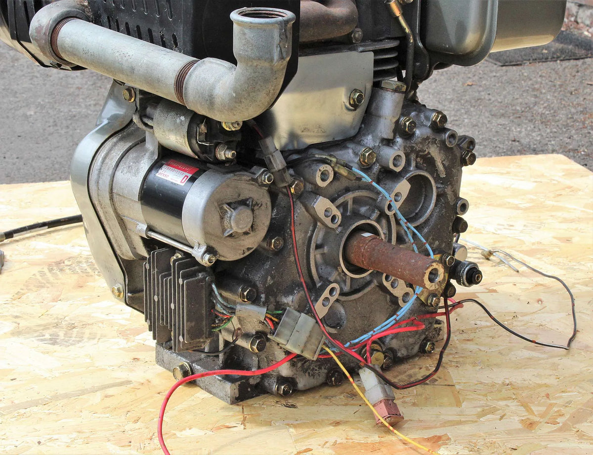 Single cylinder diesel engine