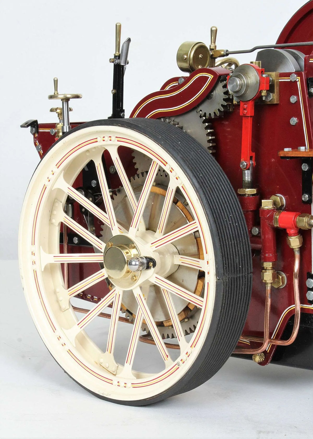 Maxwell Hemmens Showmans tractor with organ