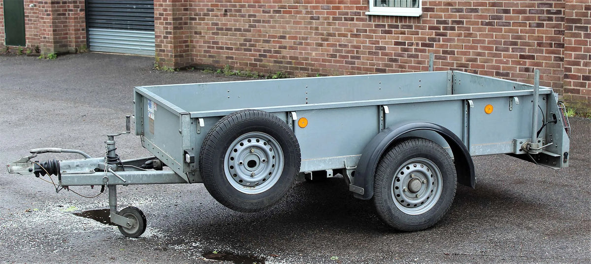1400Kg Ifor Williams GD84 trailer fitted for 7 1/4 inch gauge locomotives