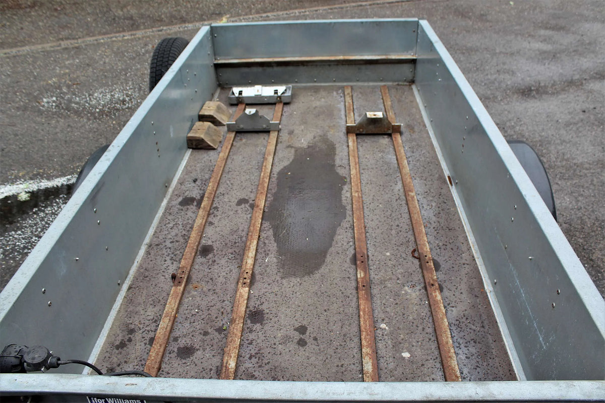 1400Kg Ifor Williams GD84 trailer fitted for 7 1/4 inch gauge locomotives
