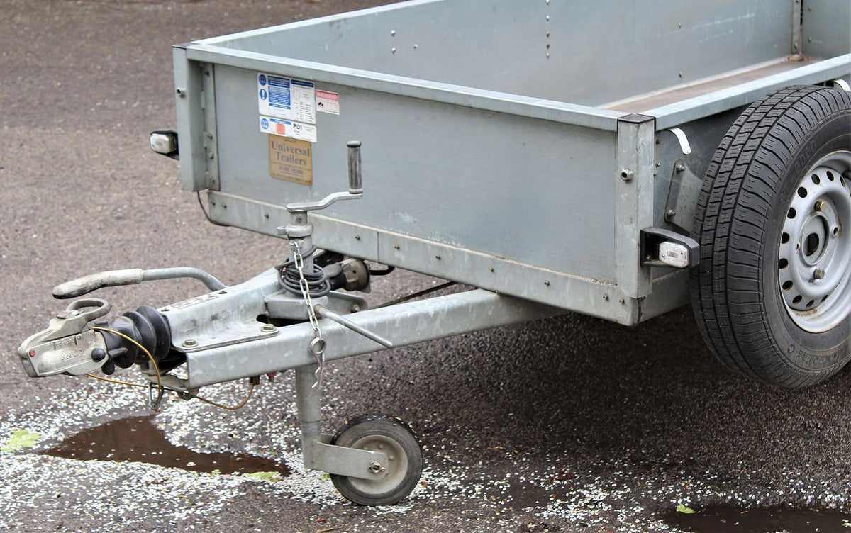 1400Kg Ifor Williams GD84 trailer fitted for 7 1/4 inch gauge locomotives