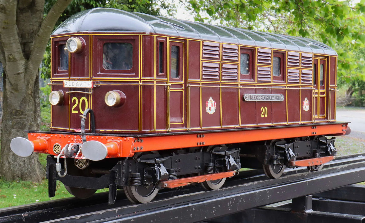 5 inch gauge London Transport Metropolitan battery-electric