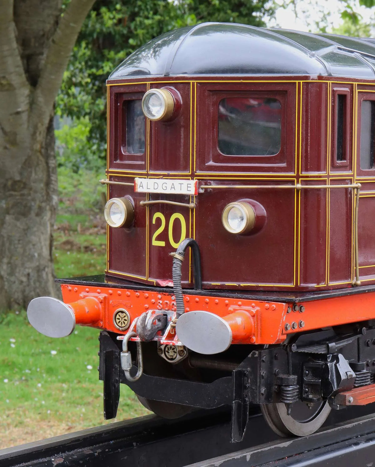 5 inch gauge London Transport Metropolitan battery-electric